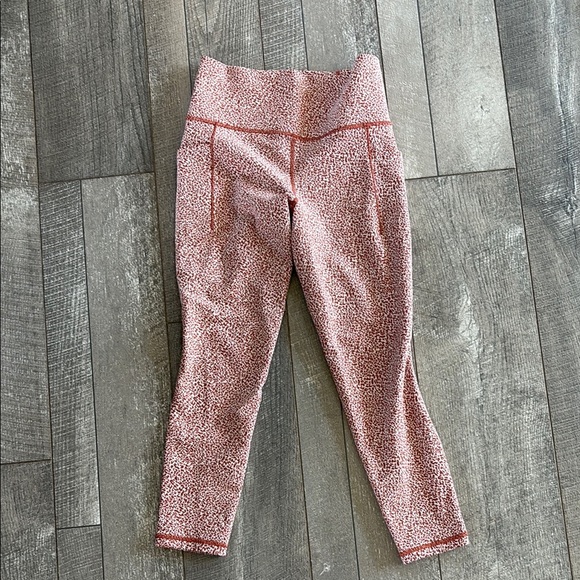 Athleta Salutation Stash Pocket Textured 7/8 High-Rise Orange Leggings Small - Picture 7 of 7